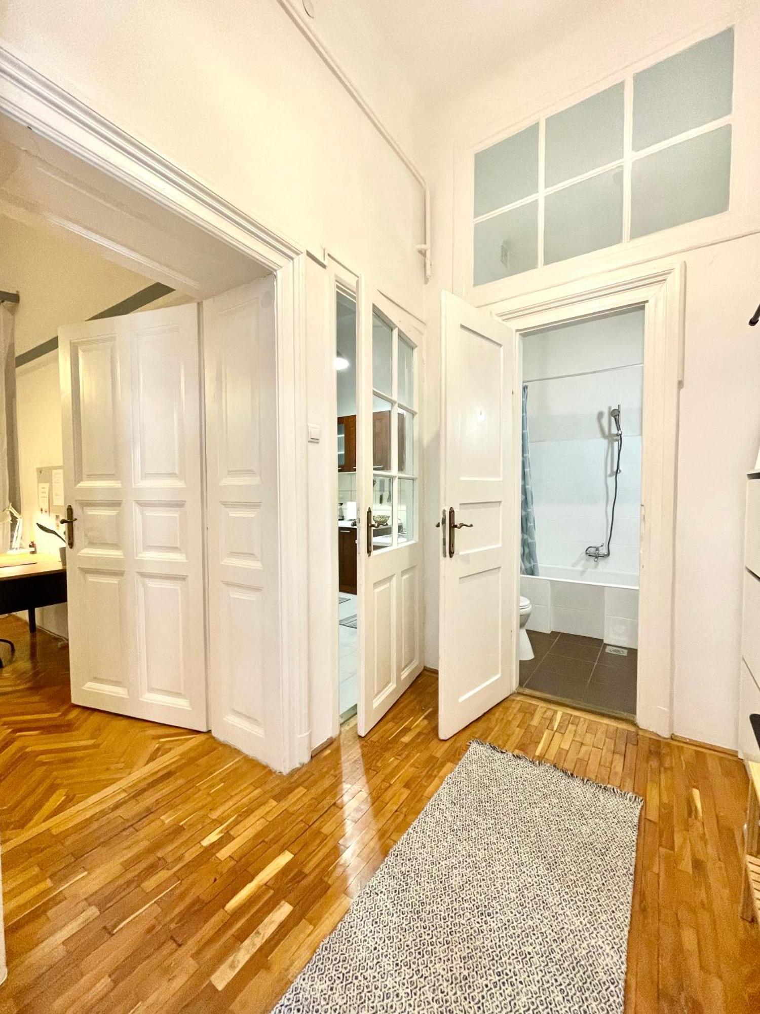 Fanni'S Cosy Home Express Apartment In The City Centre Budapeste Exterior foto