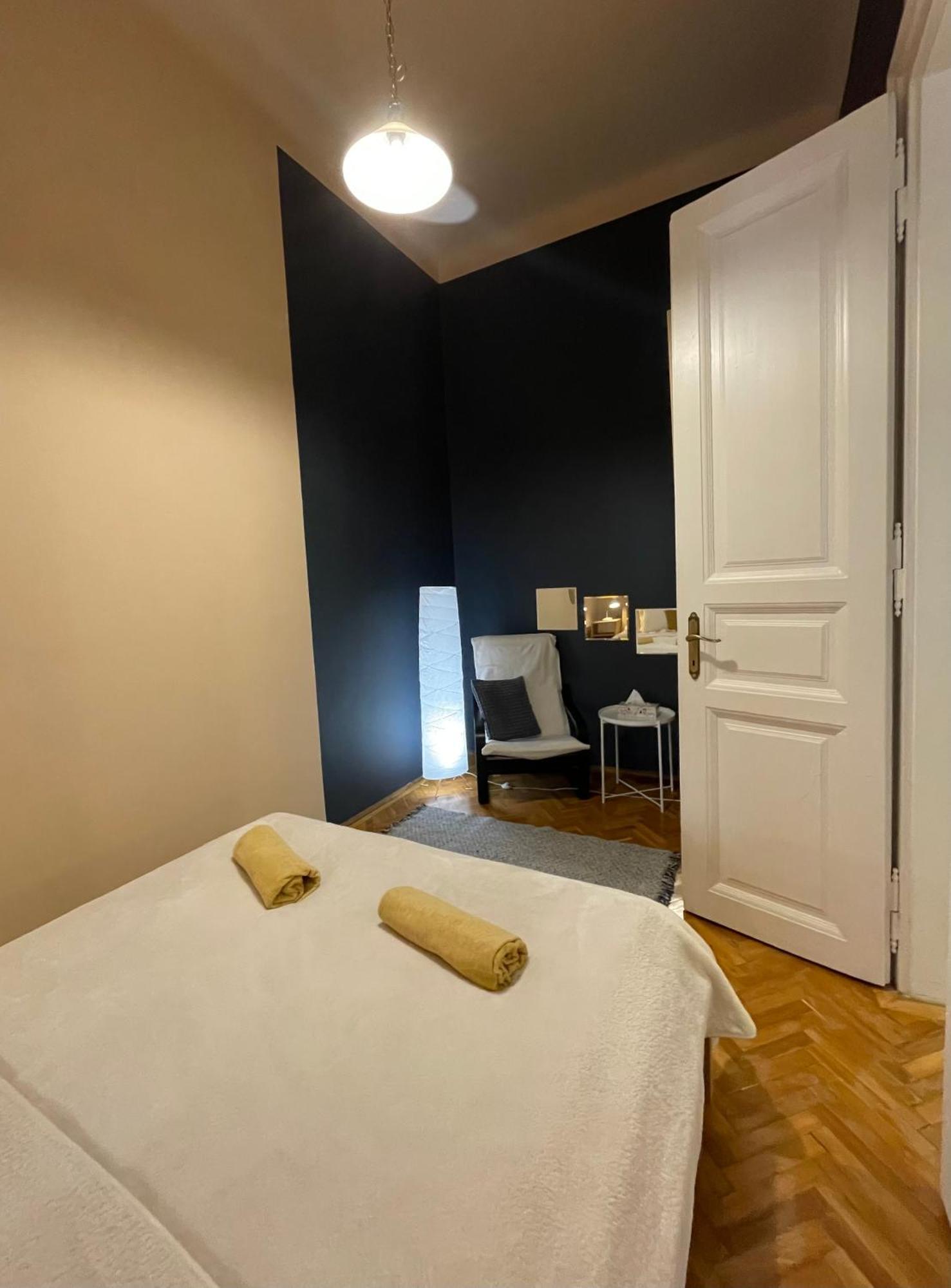Fanni'S Cosy Home Express Apartment In The City Centre Budapeste Exterior foto